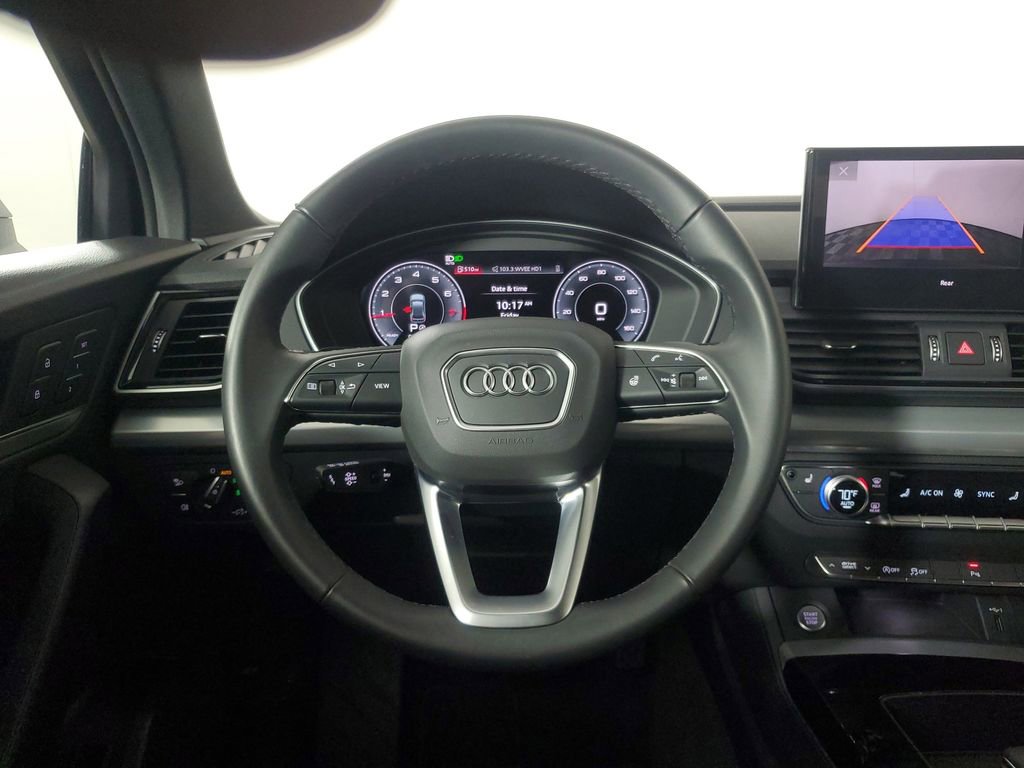 Certified 2025 Audi Q5 2.0T Premium AWD/4WD image 16
