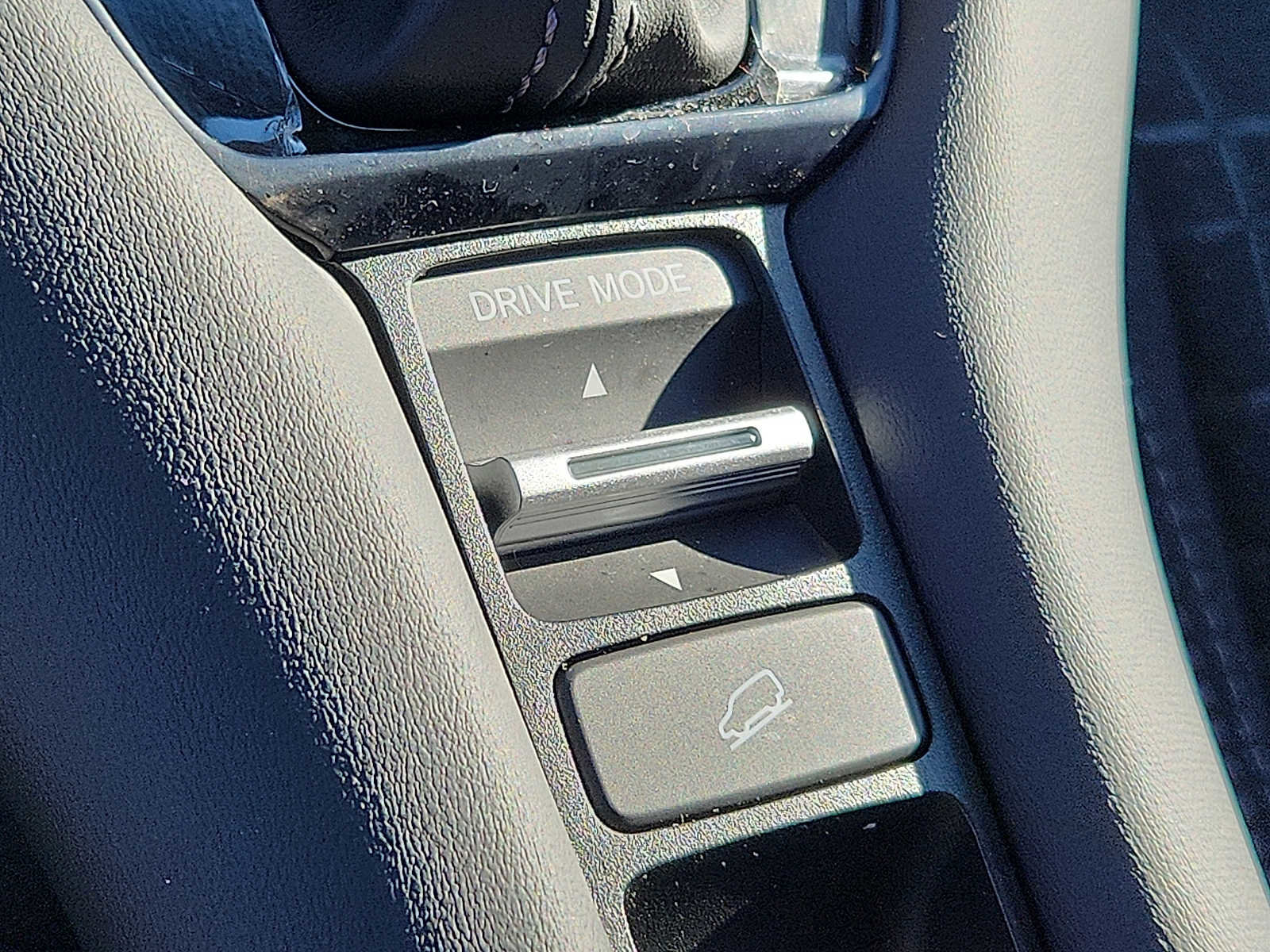Certified 2026 Honda HR-V LX image 24