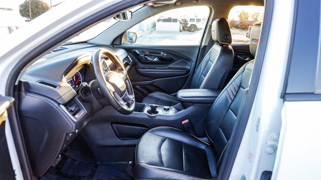 Used 2023 GMC Terrain AT4 image 21