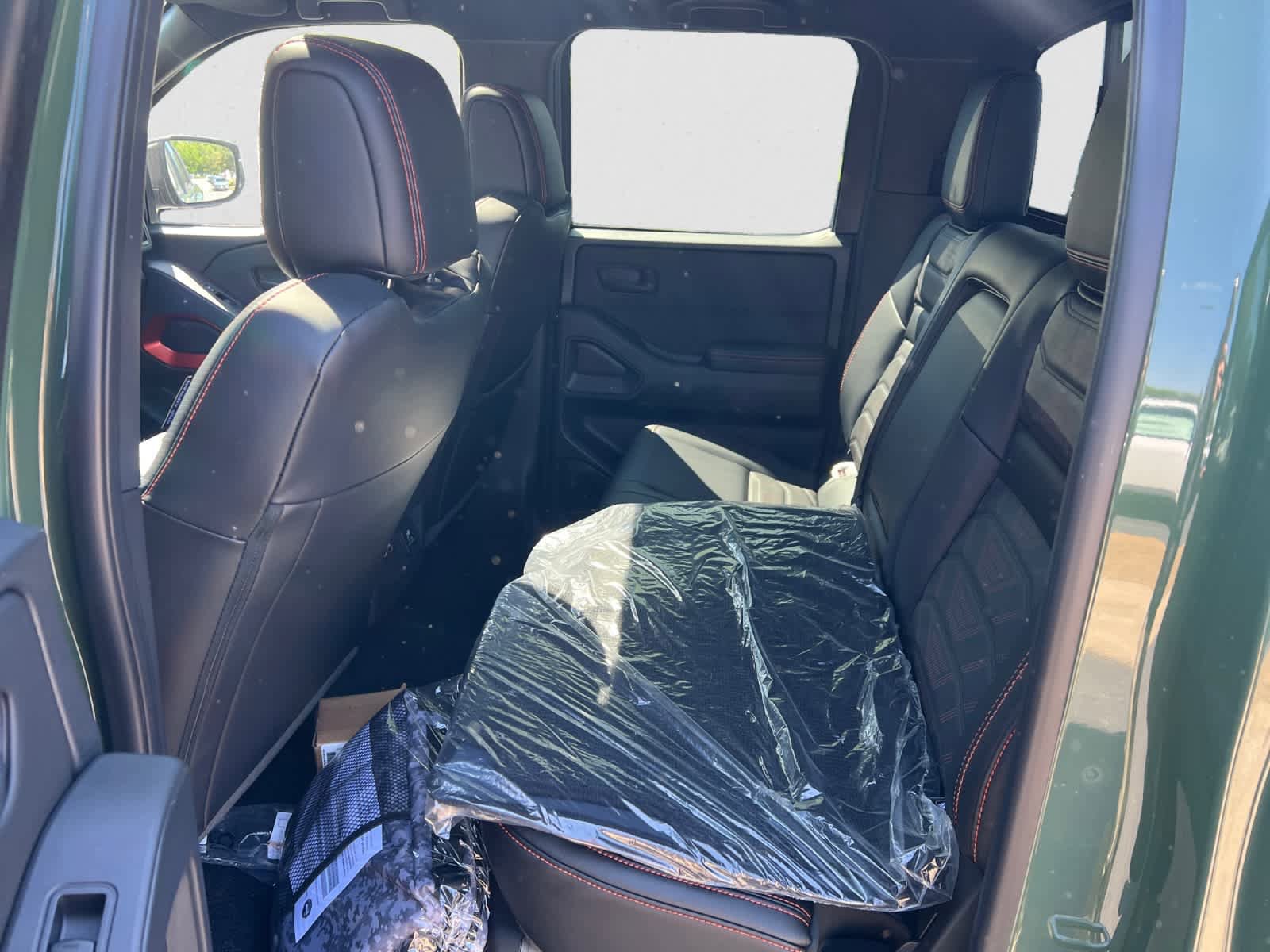 New 2026 Nissan Frontier PRO-4X w/ Pro Premium Package AWD/4WD image 11