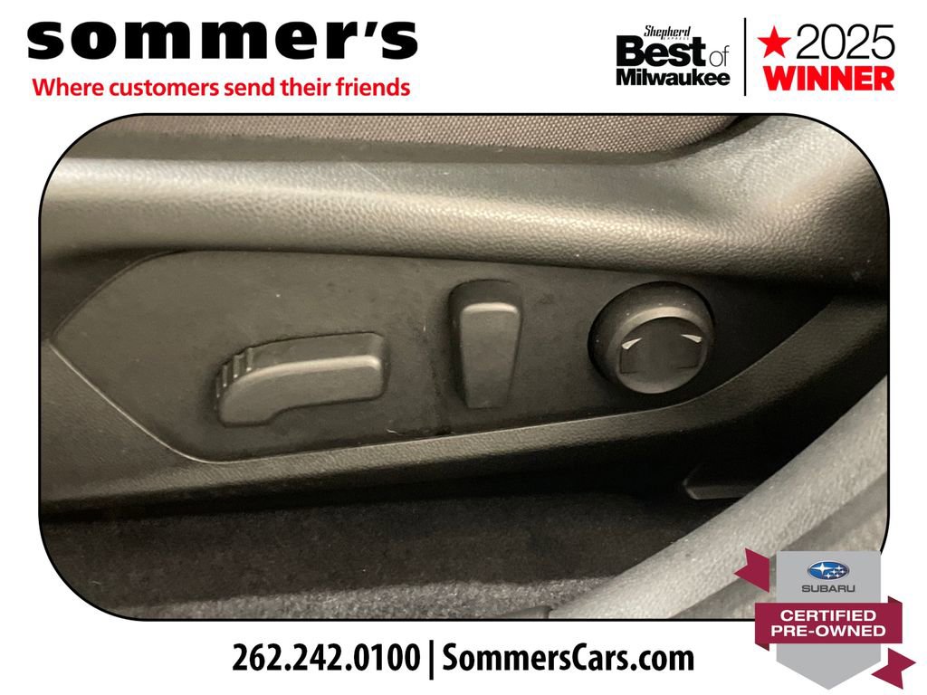 Used 2024 Subaru Crosstrek 2.0i Premium image 11