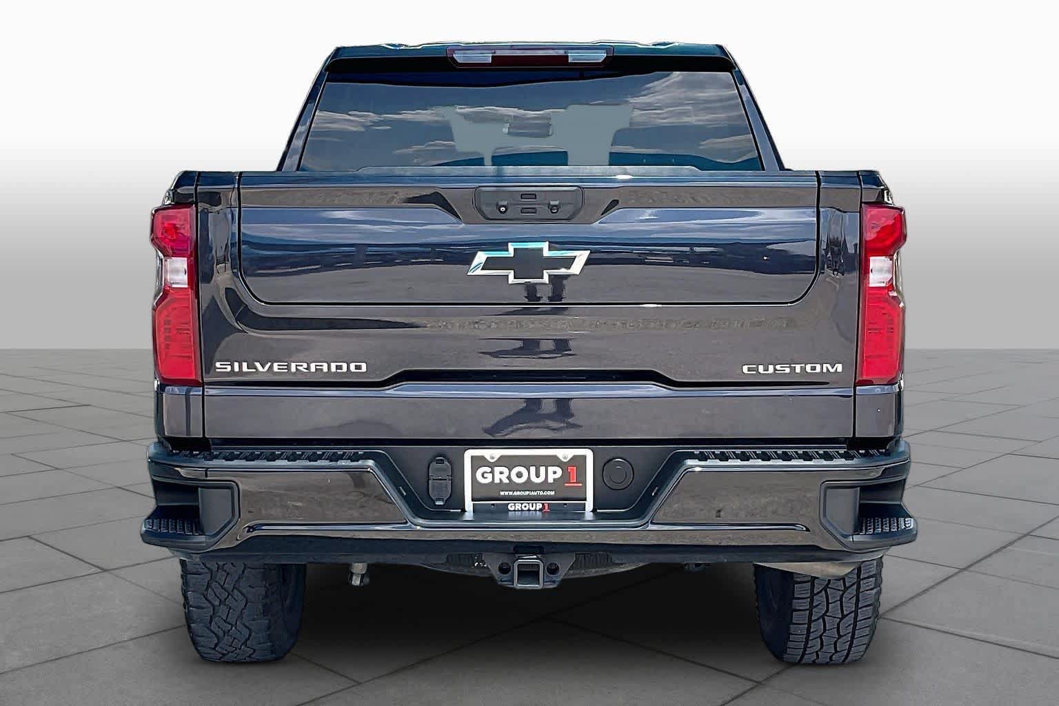 Used 2022 Chevrolet Silverado 1500 Custom Trail Boss AWD/4WD image 5