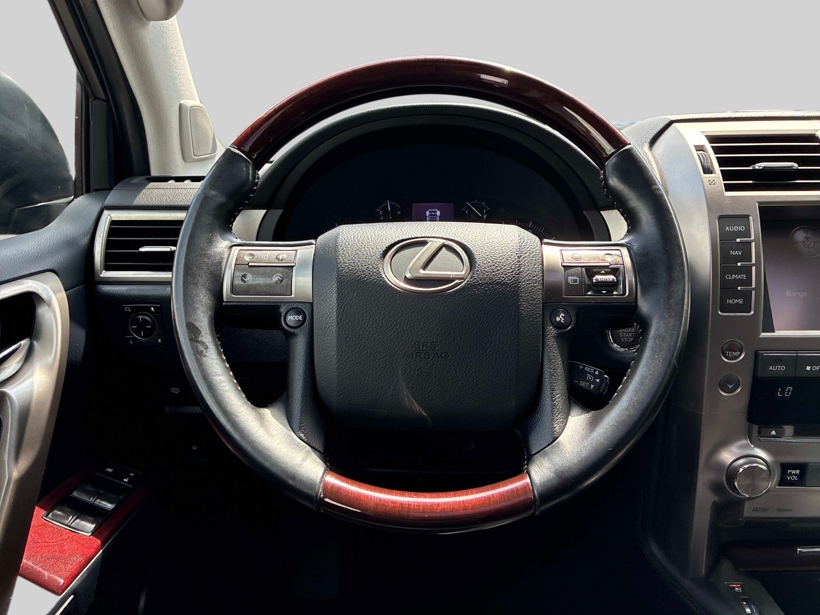Used 2019 Lexus GX 460 Premium AWD/4WD image 16