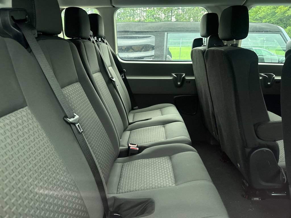 Used 2024 Ford Transit 350 XLT RWD image 19