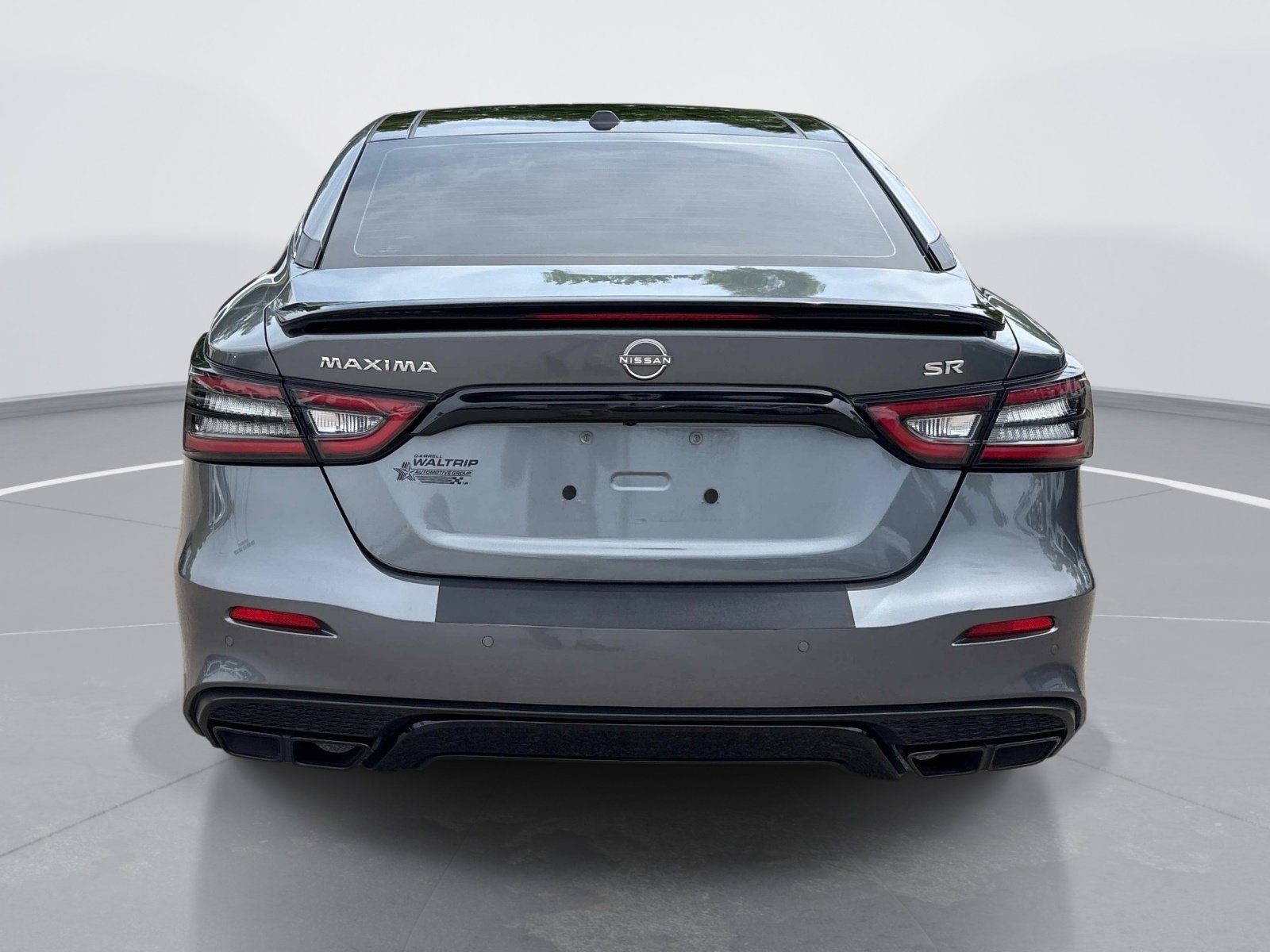 Used 2023 Nissan Maxima SR w/ Sport Mat Group FWD image 7