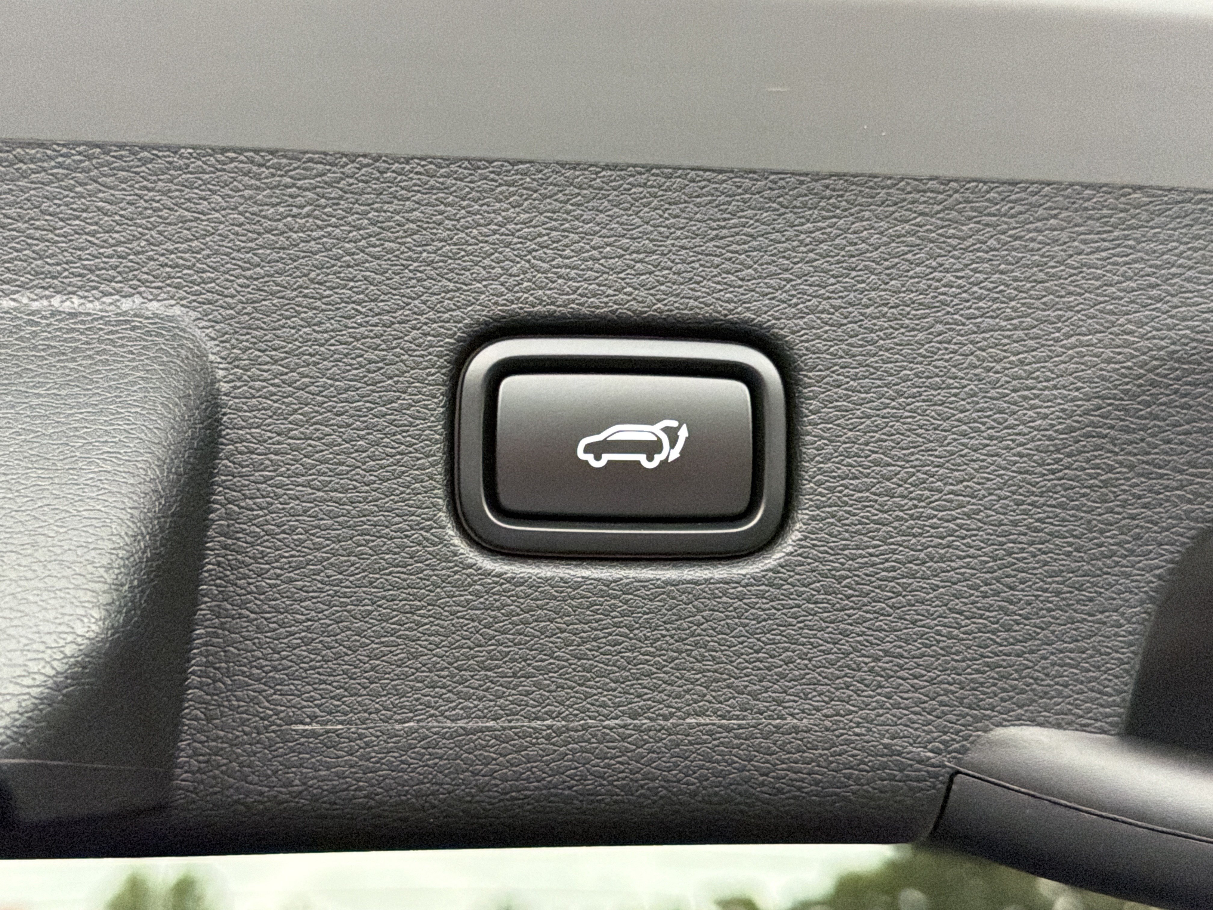 Used 2026 Kia Sportage SX FWD image 18