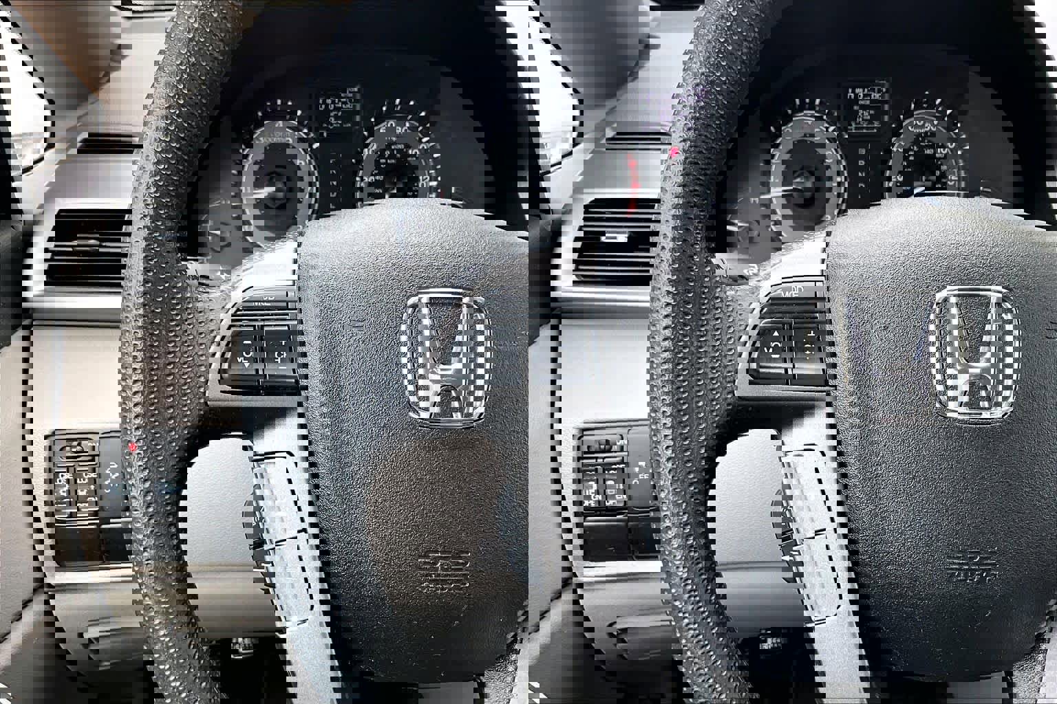 Used 2013 Honda Odyssey EX image 23