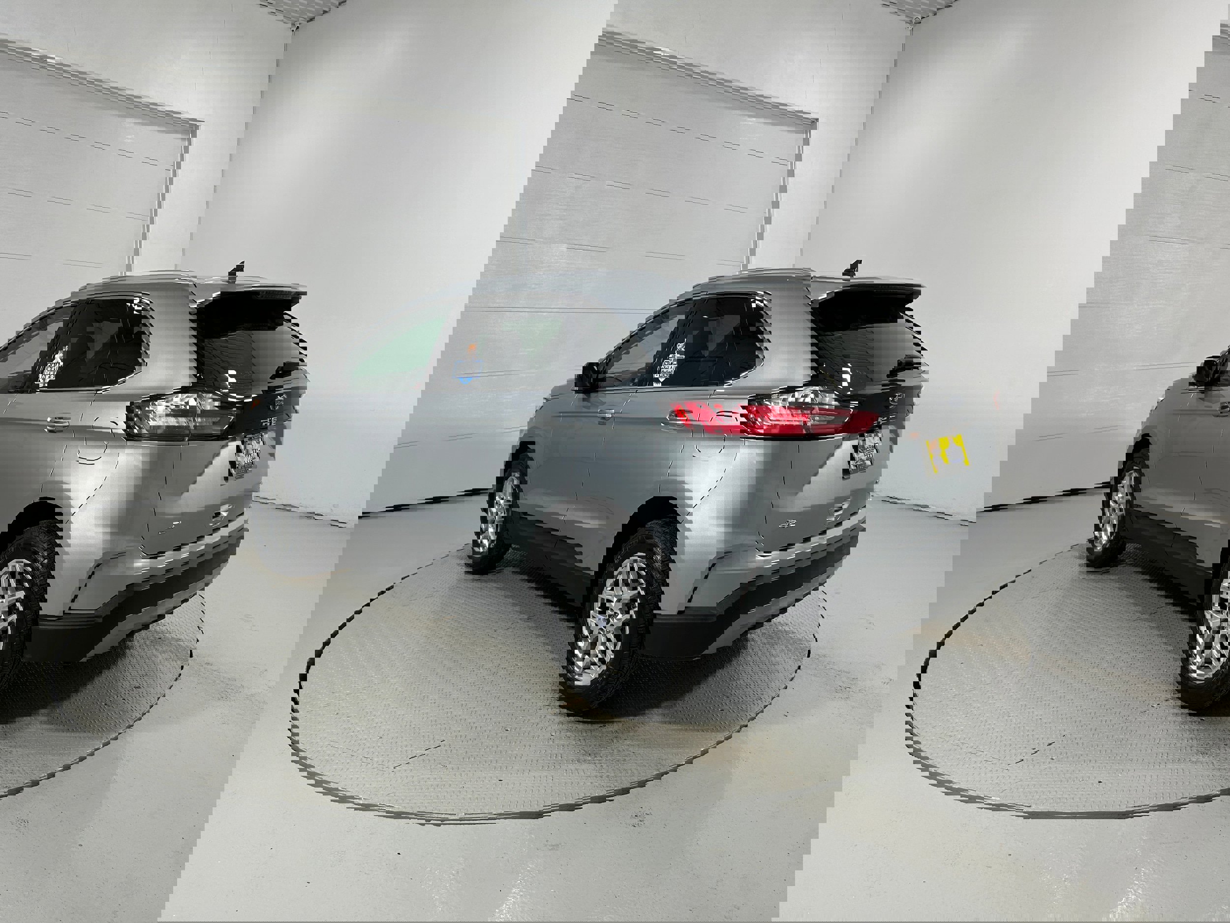 Used 2022 Ford Edge SEL w/ Convenience Package image 22