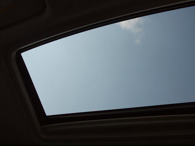 Used 2008 Chevrolet Avalanche LT w/ Convenience Package #1 AWD/4WD image 13