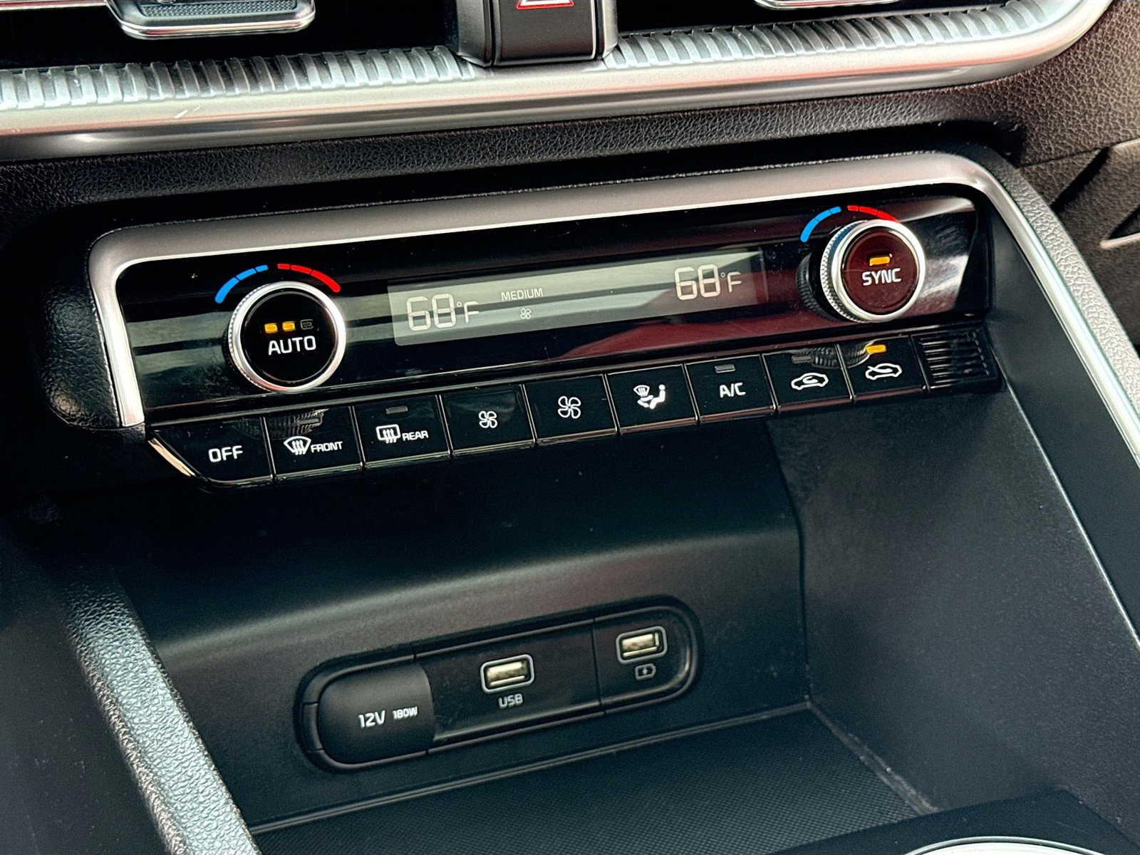 Used 2023 Kia K5 GT-Line image 10