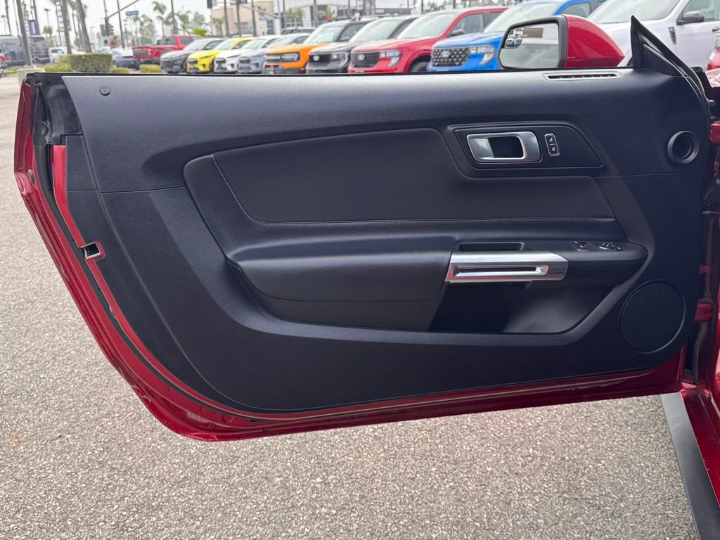 Certified 2019 Ford Mustang Coupe image 15