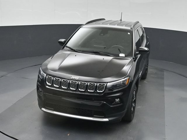 Used 2024 Jeep Compass Limited AWD/4WD image 42