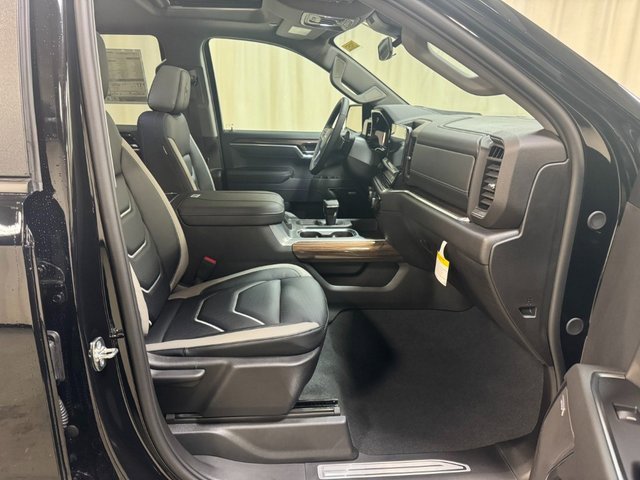 New 2026 Chevrolet Silverado 1500 RST w/ Dark Appearance Package image 26