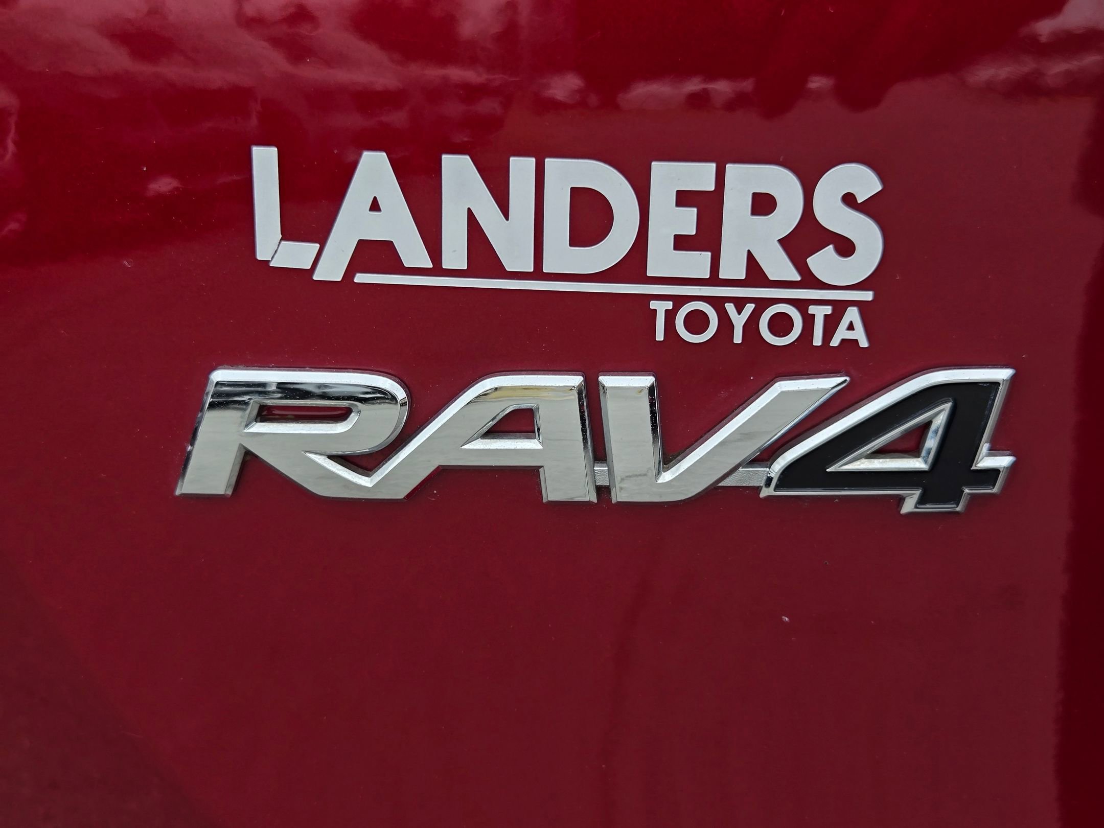 Used 2018 Toyota RAV4 Limited image 9