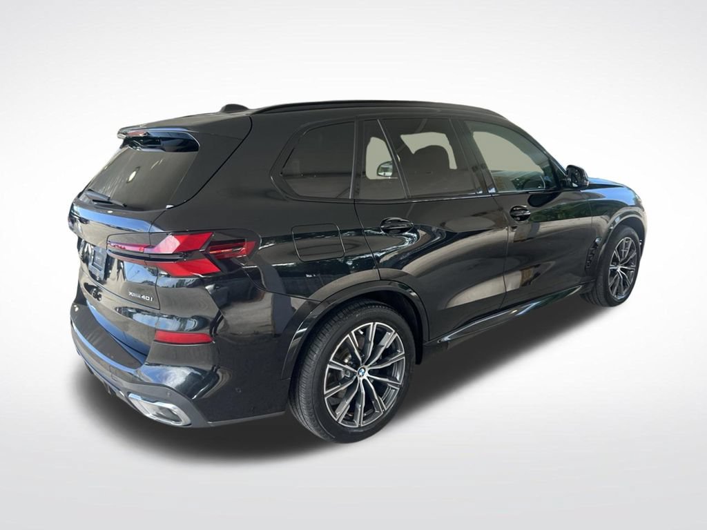 Used 2024 BMW X5 xDrive40i w/ M Sport Package AWD/4WD image 45