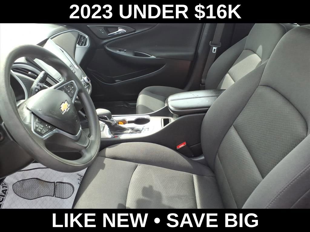 Used 2023 Chevrolet Malibu LT w/ Driver Confidence Package FWD image 14