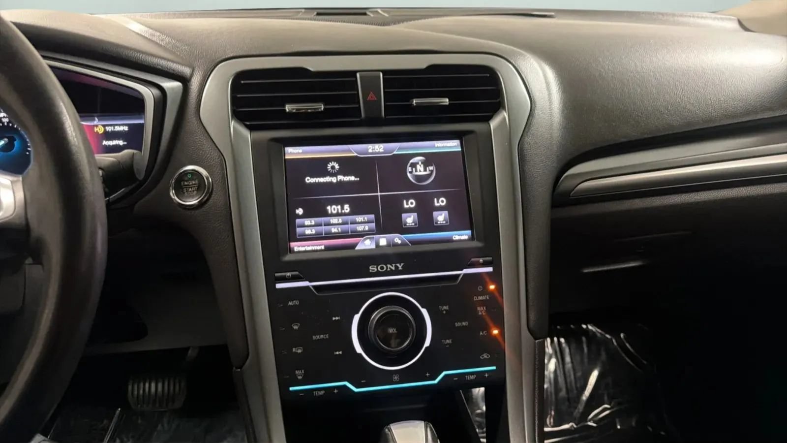 Used 2013 Ford Fusion Energi Titanium FWD image 14