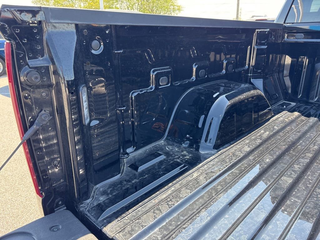 Certified 2023 Chevrolet Silverado 1500 RST AWD/4WD image 9