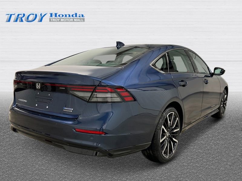 New 2025 Honda Accord Touring image 7