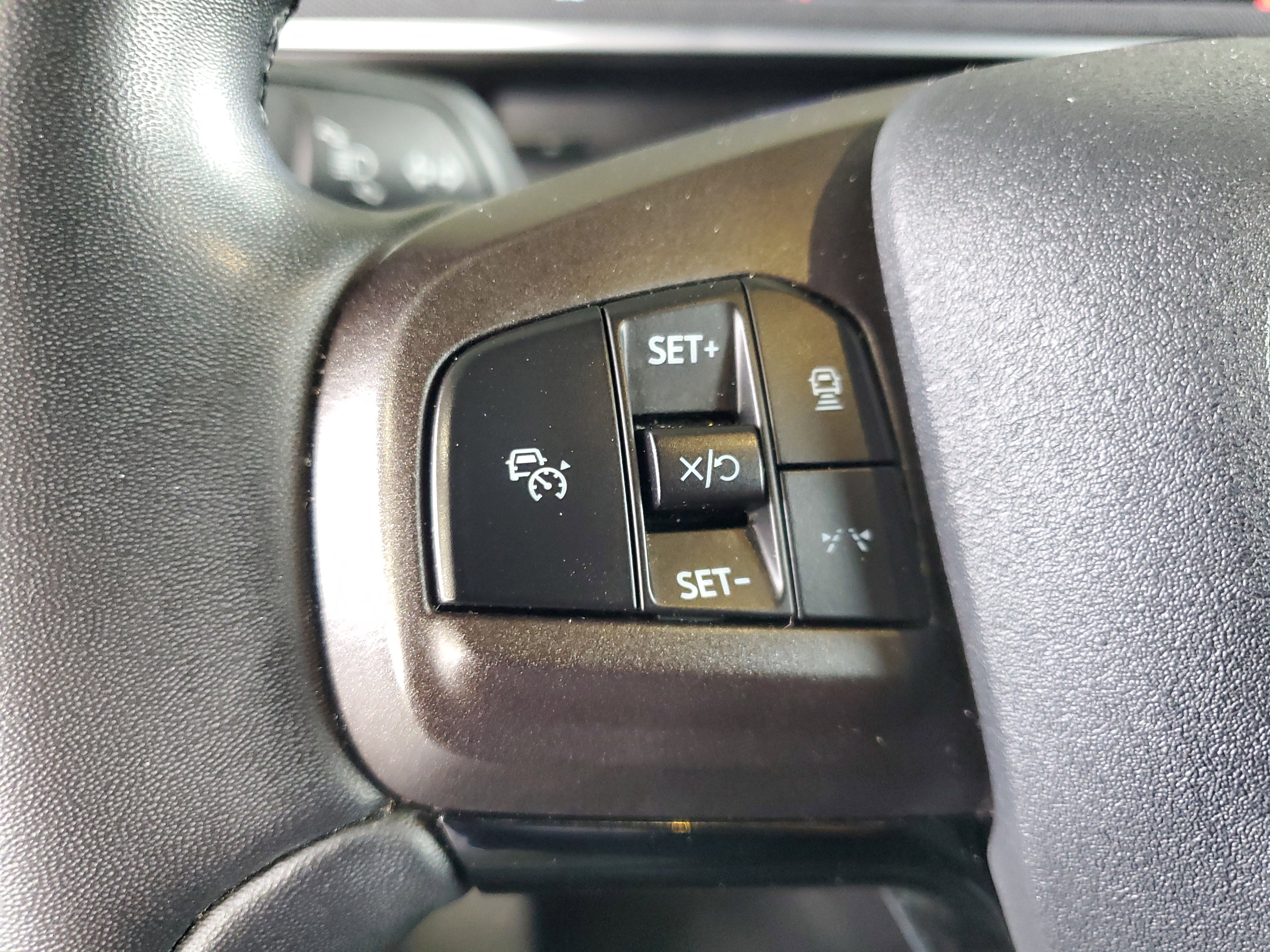 Used 2022 Ford Mustang Mach-E Select RWD image 23