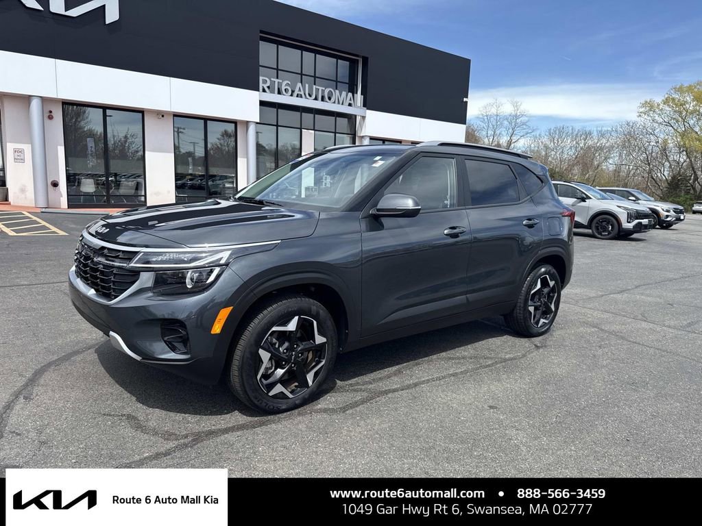 Used 2025 Kia Seltos S AWD/4WD image 1