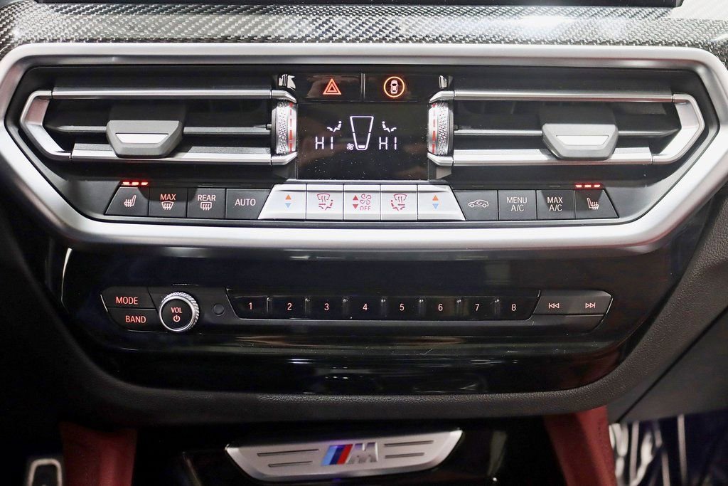 Used 2024 BMW X4 M40i w/ Premium Package image 26
