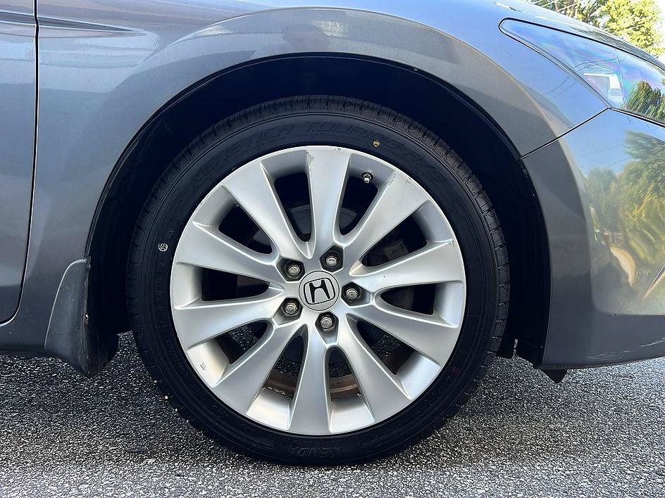 Used 2010 Honda Accord EX-L image 24