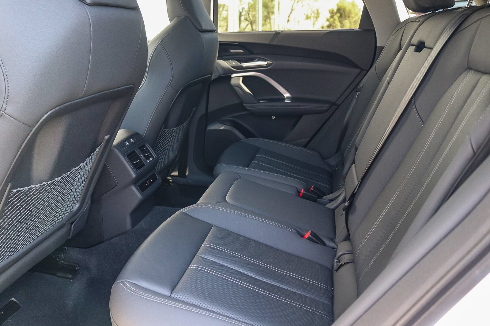 Certified 2025 Audi Q5 Premium w/ Premium Plus AWD/4WD image 19