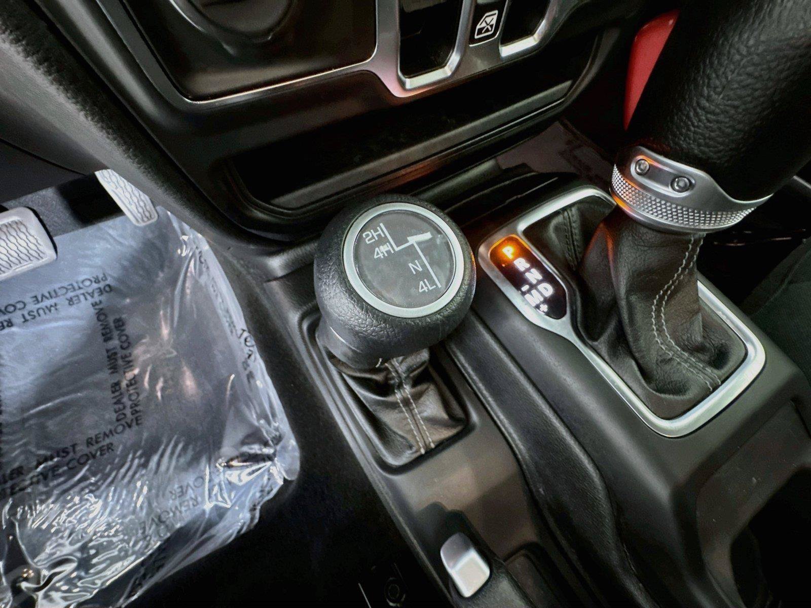 Used 2024 Jeep Wrangler Unlimited Sport AWD/4WD image 31