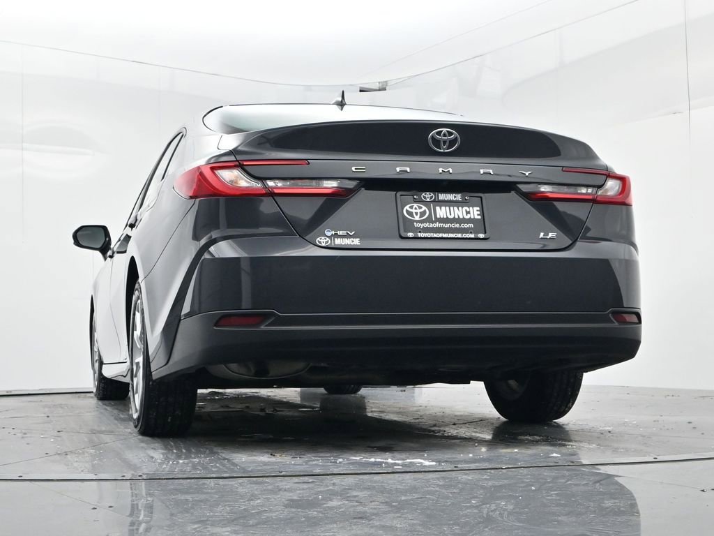 Used 2025 Toyota Camry LE image 36