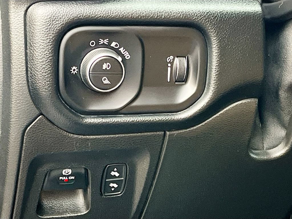 Used 2022 RAM 1500 Lone Star AWD/4WD image 10