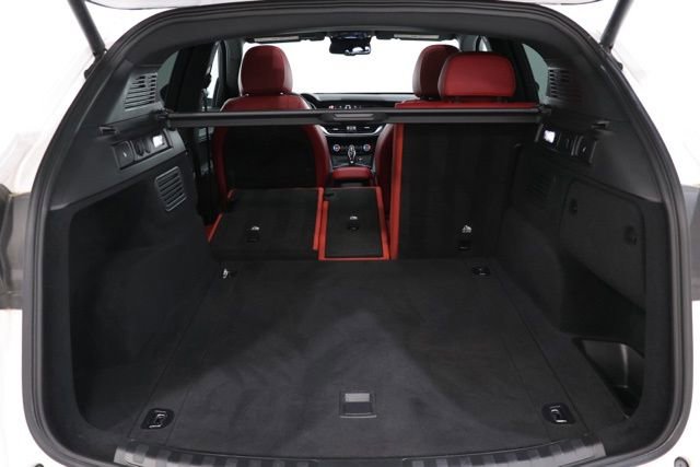 Used 2023 Alfa Romeo Stelvio Veloce AWD/4WD image 30
