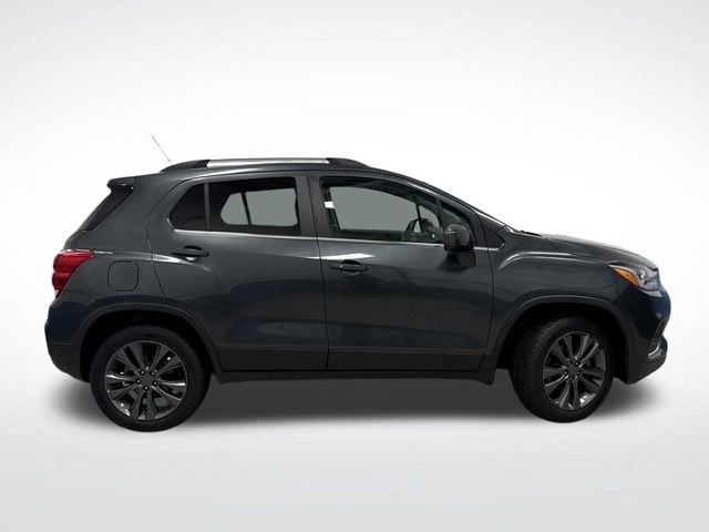 Used 2020 Chevrolet Trax Premier image 2