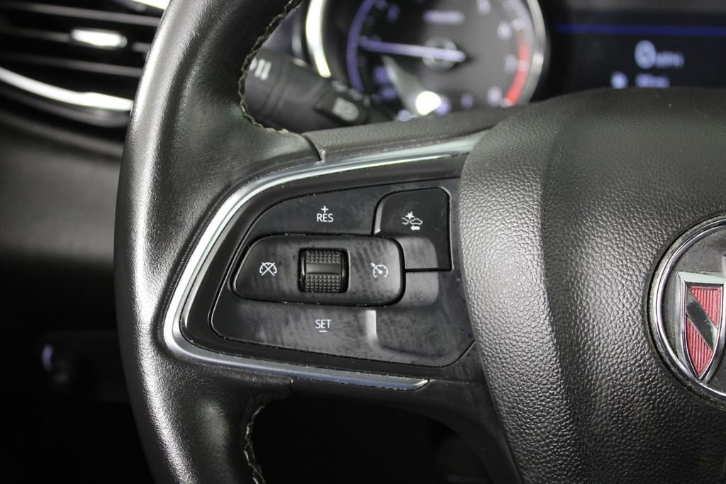 Used 2021 Buick Encore GX Select FWD image 27