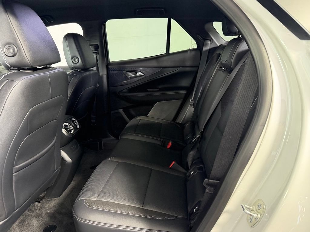 Used 2024 Chevrolet Blazer EV LT AWD/4WD image 27