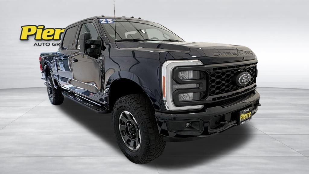 Certified 2023 Ford F350 XLT w/ Tremor Off-Road Package AWD/4WD image 9