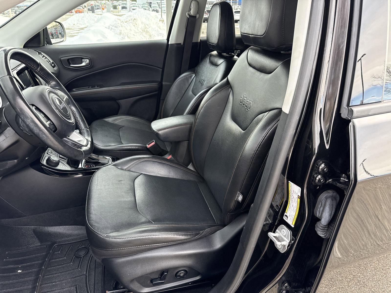 Used 2020 Jeep Compass Limited image 13