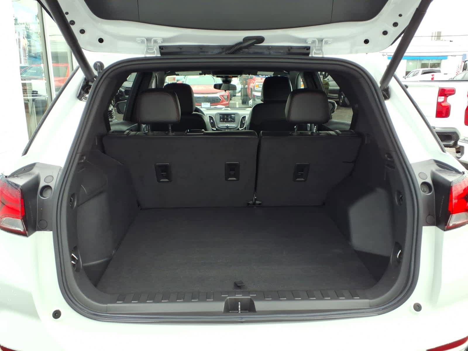 Used 2023 Chevrolet Equinox RS AWD/4WD image 20