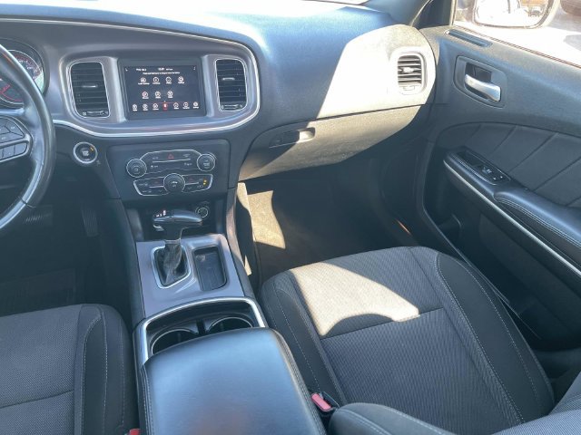Used 2022 Dodge Charger SXT RWD image 14