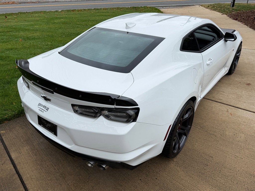 Used 2022 Chevrolet Camaro SS image 34