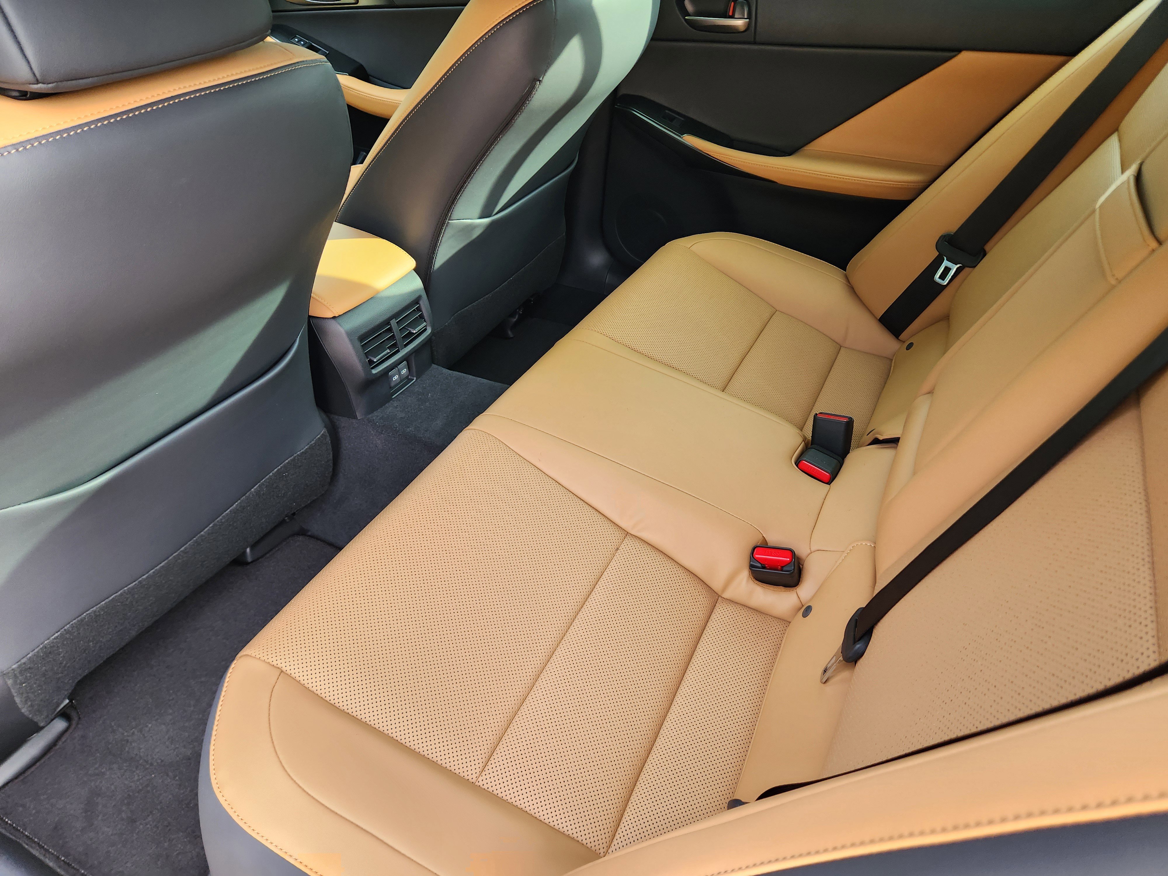 New 2026 Lexus IS 350 F Sport RWD image 18