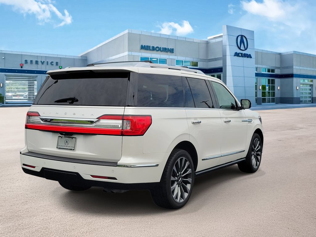 Used 2018 Lincoln Navigator Select w/ Cargo Package RWD image 6