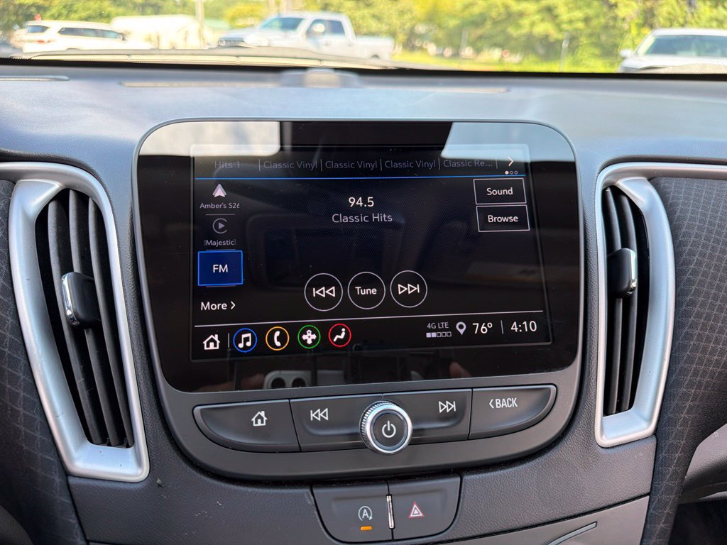 Used 2025 Chevrolet Malibu LT FWD image 10