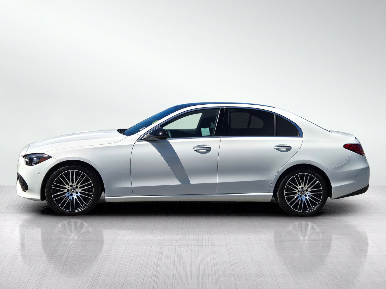 Used 2025 Mercedes-Benz C 300 Sedan image 7