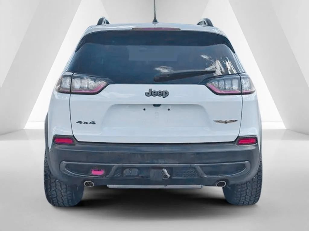 Used 2022 Jeep Cherokee Trailhawk w/ Comfort/Convenience Group AWD/4WD image 6