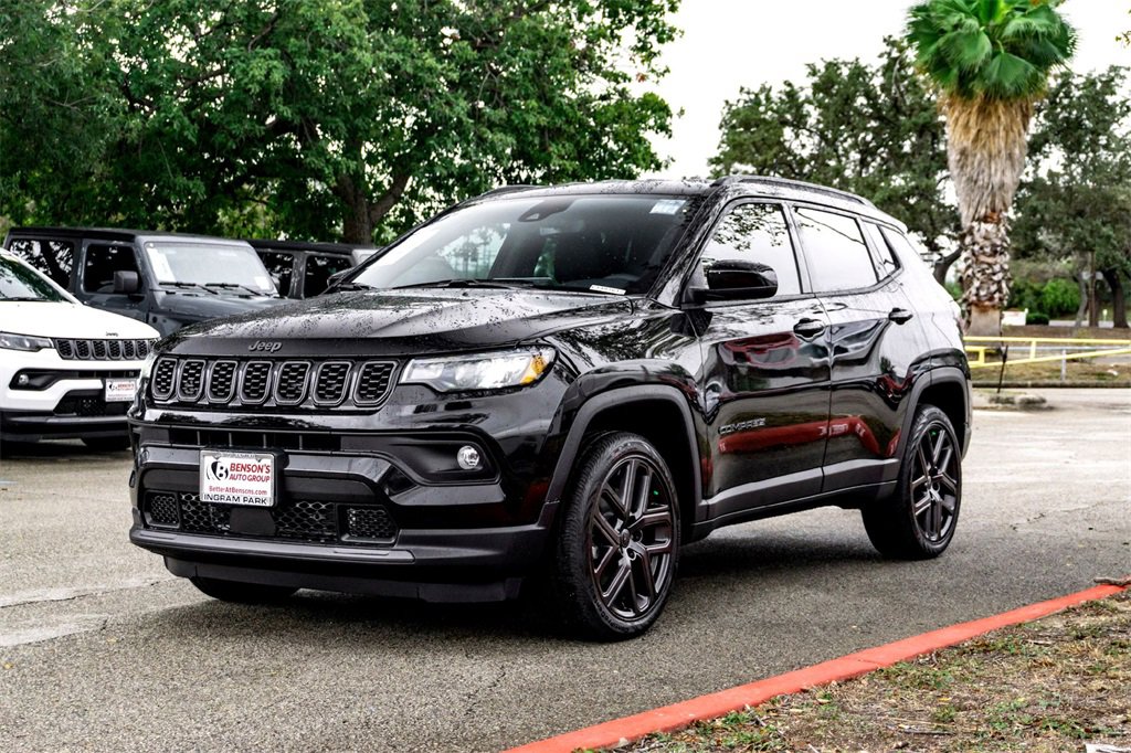 New 2026 Jeep Compass Latitude image 6
