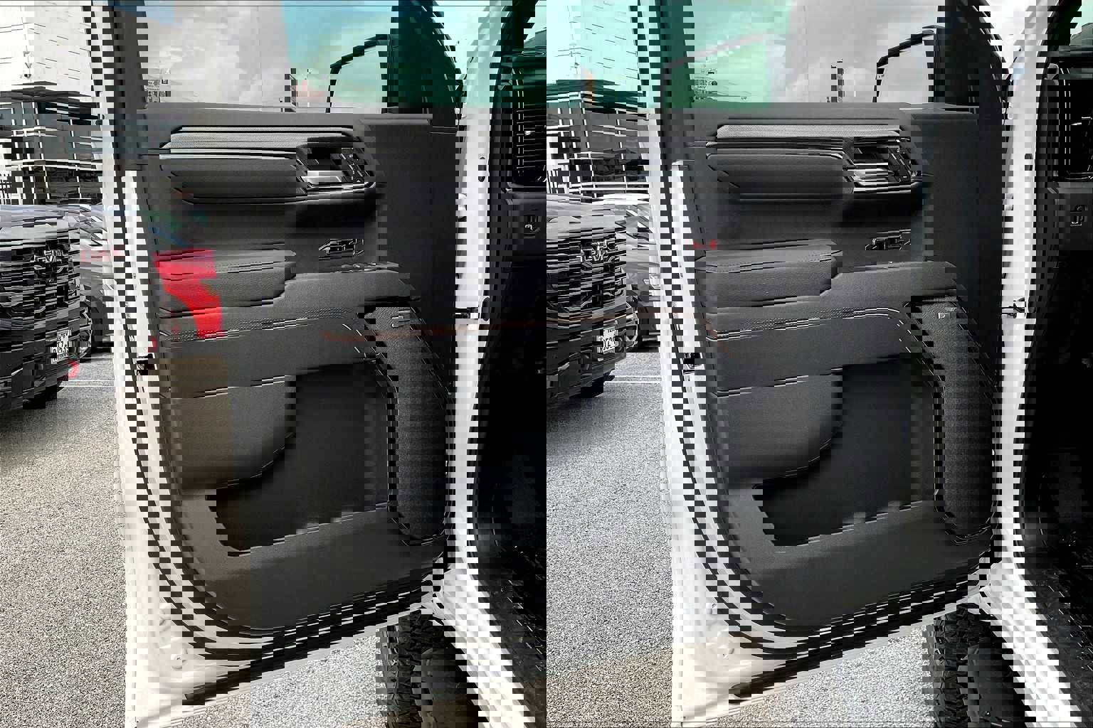 New 2025 GMC Sierra 1500 AT4 w/ AT4 Premium Package image 16