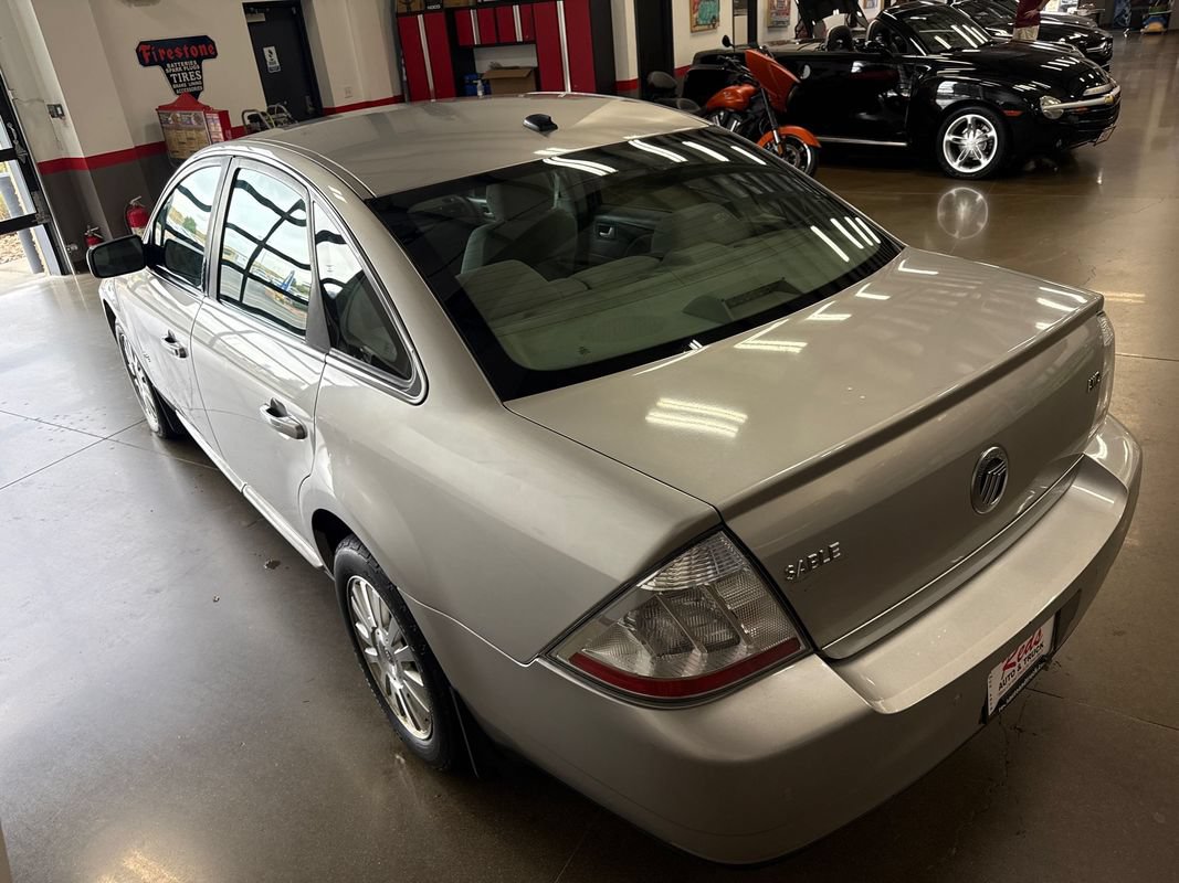 Used 2008 Mercury Sable AWD Sedan image 19