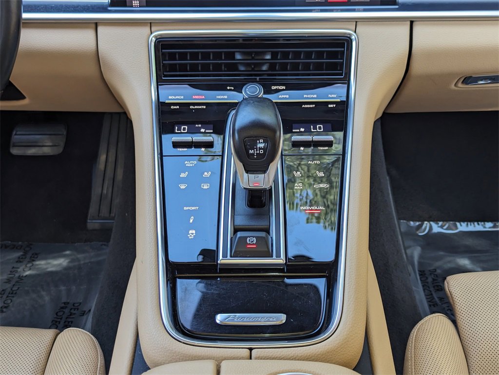 Used 2021 Porsche Panamera image 14