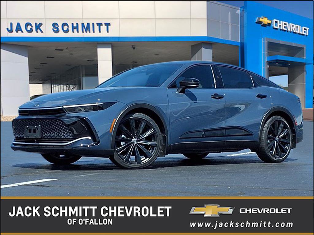 Used 2025 Toyota Crown Nightshade AWD/4WD image 1